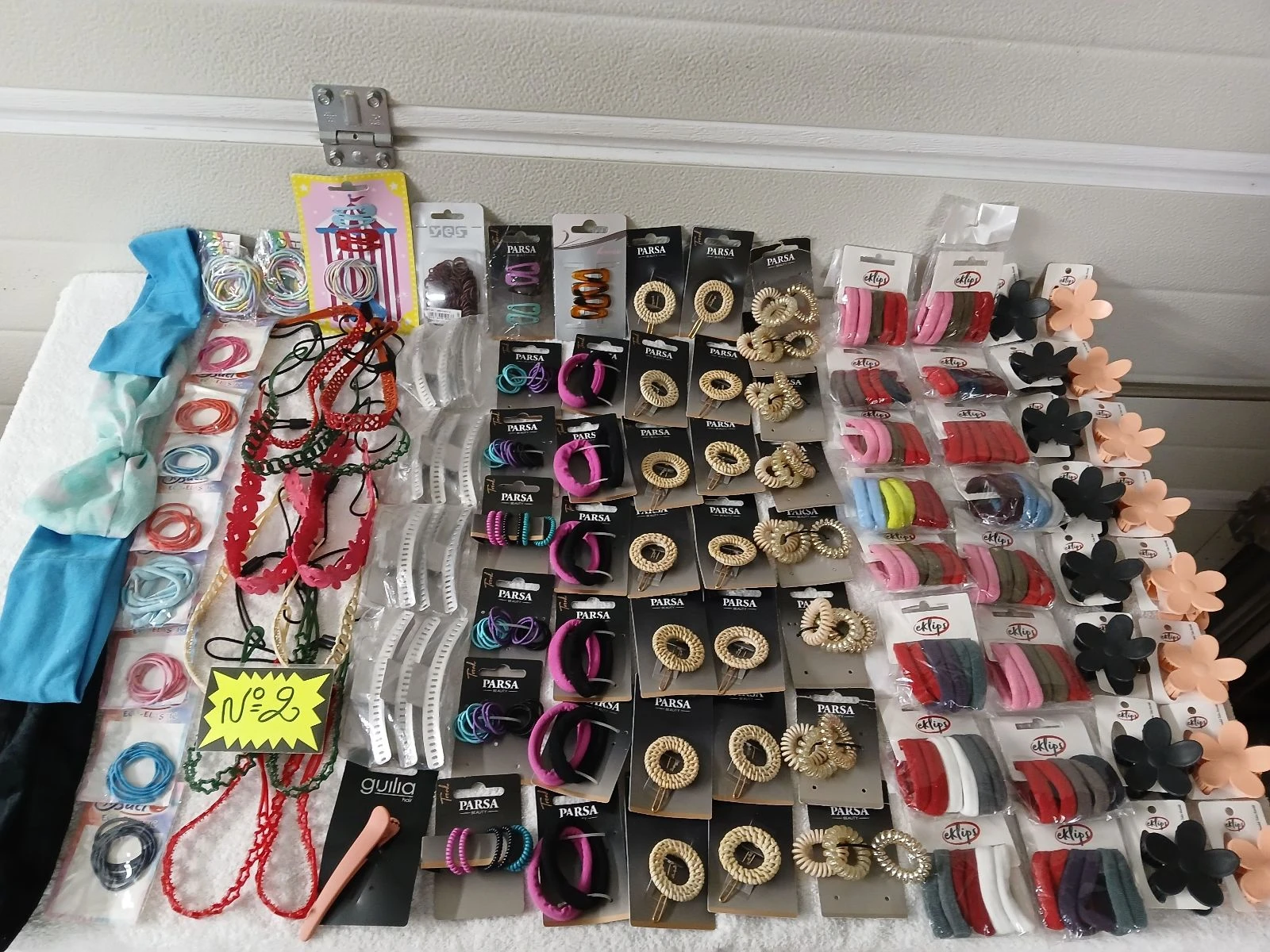 Hair Items Lot – photo 2